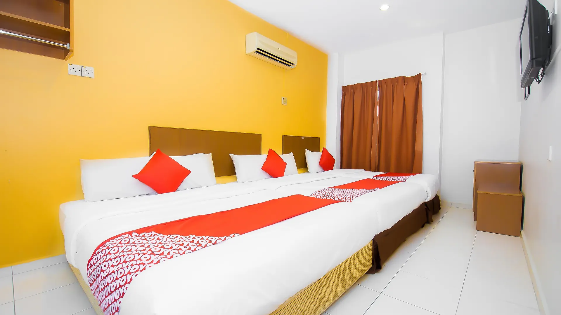 Oyo 582 Hotel Walk Inn Kampong Pasir Puteh  Malaysia