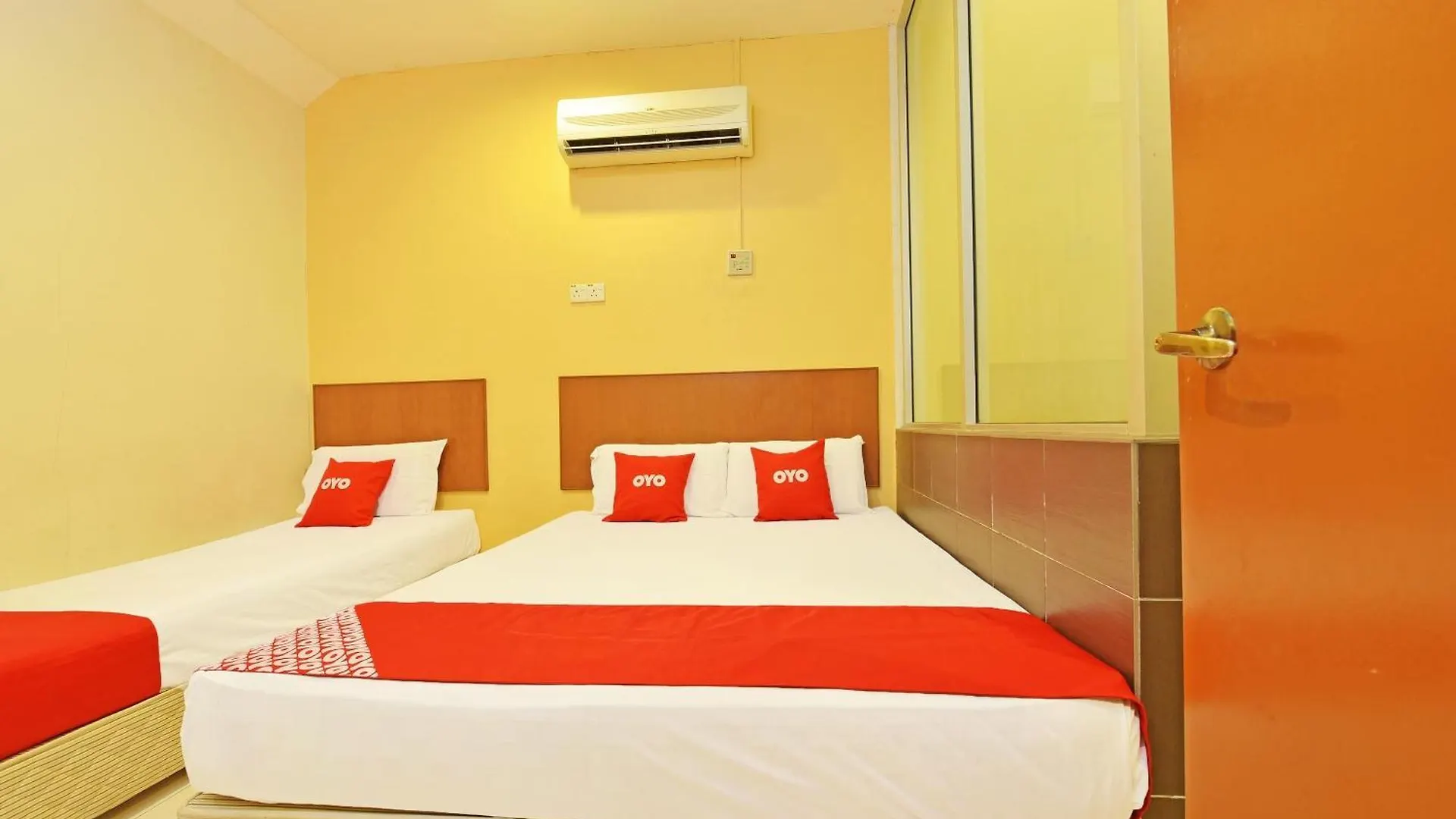 **  Oyo 582 Hotel Walk Inn Kampong Pasir Puteh  Malaysia