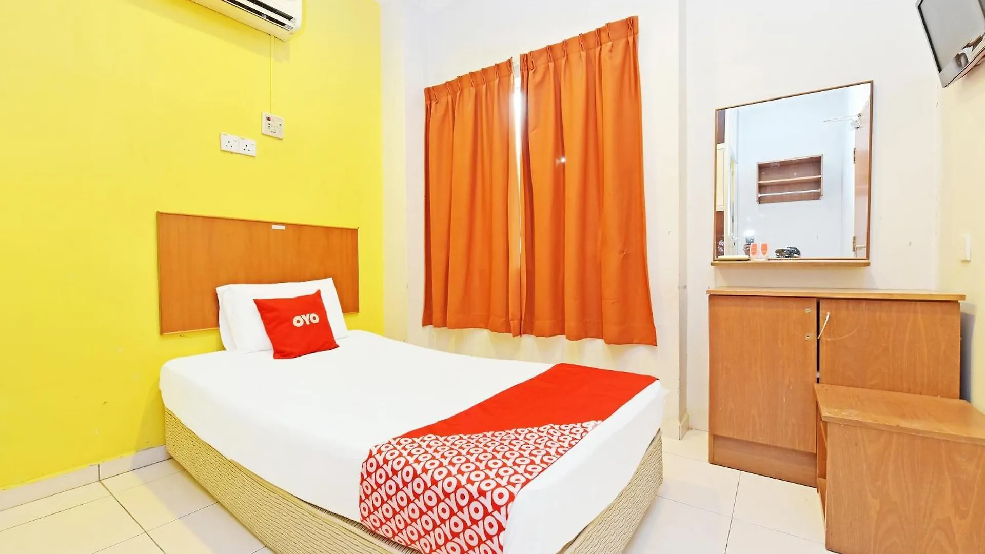 Oyo 582 Hotel Walk Inn Kampong Pasir Puteh