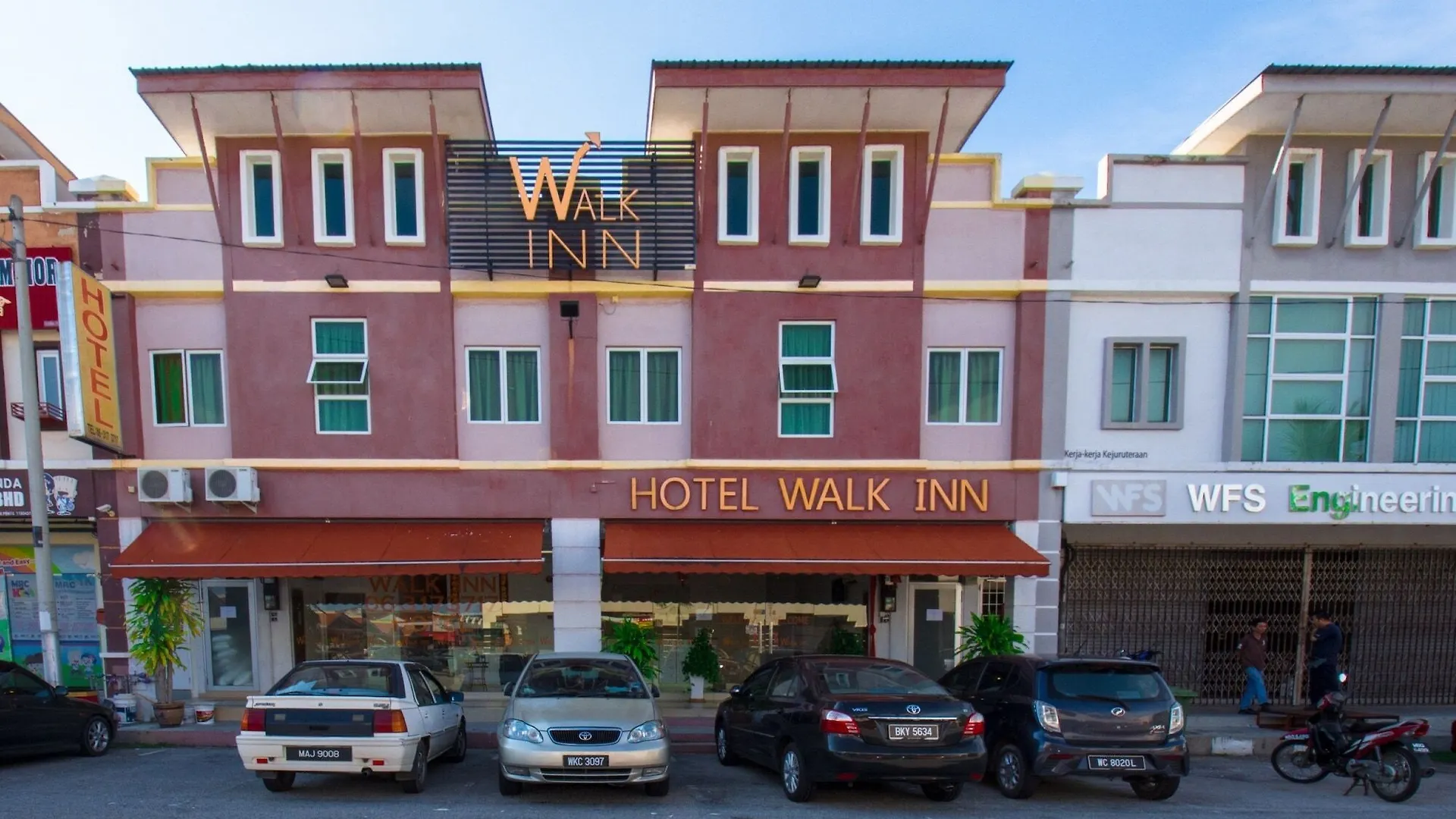 Oyo 582 Hotel Walk Inn Kampong Pasir Puteh